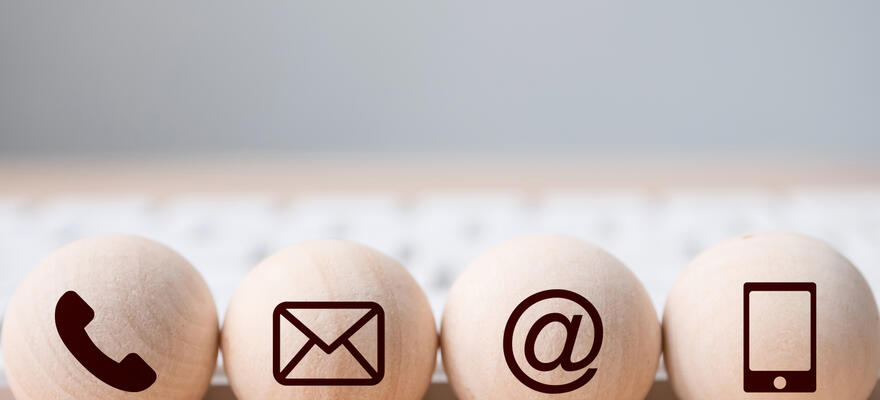Restons en contact !